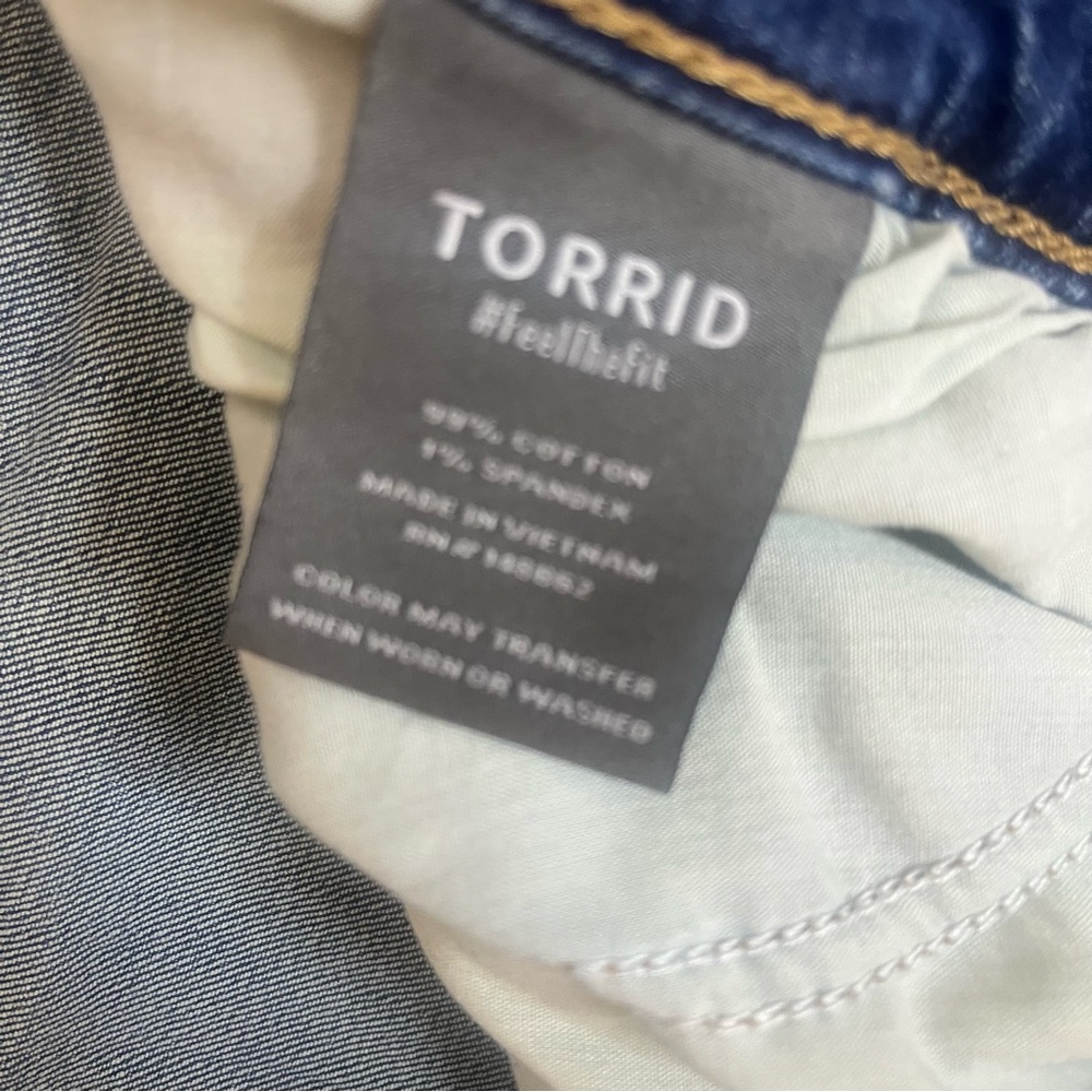 Torrid Women's Distressed Perfect Wide Leg Vintage Stretch Jeans Sz 18 - Picture 9 of 9